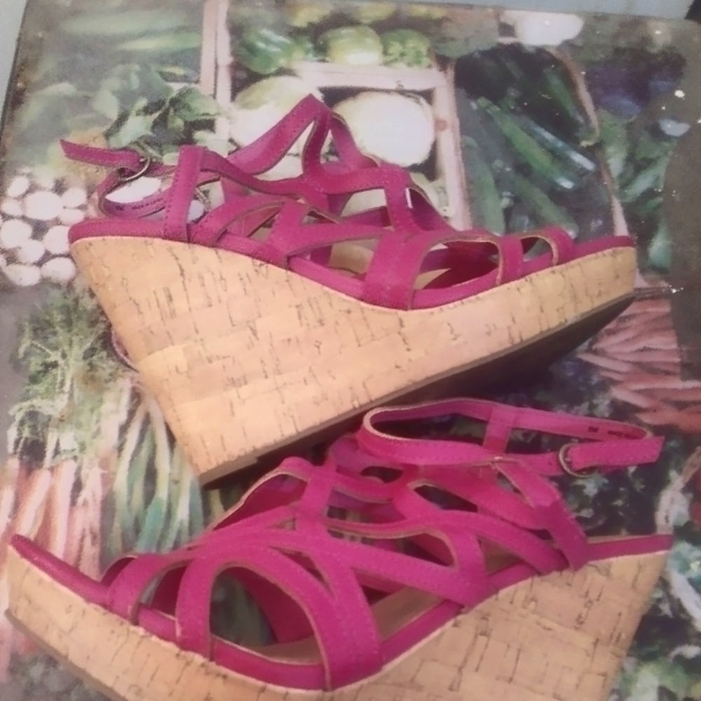 Charming Charlies Sexy Hot Pink Wedge